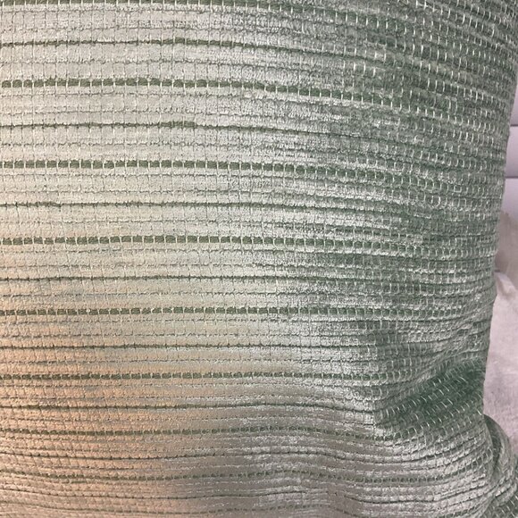 Room Essentials Green  16 X 16in Decor Pillow - Picture 4 of 7